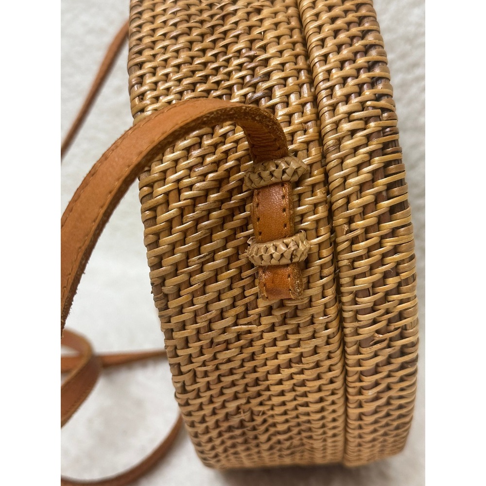 Nordstrom Round Crossbody Bag Brown Woven Rattan Leather Strap Artisanal Summer - Picture 10 of 10